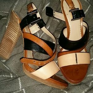 Reed Krakoff Tan/Black/Peach Buckle Stacked Heel